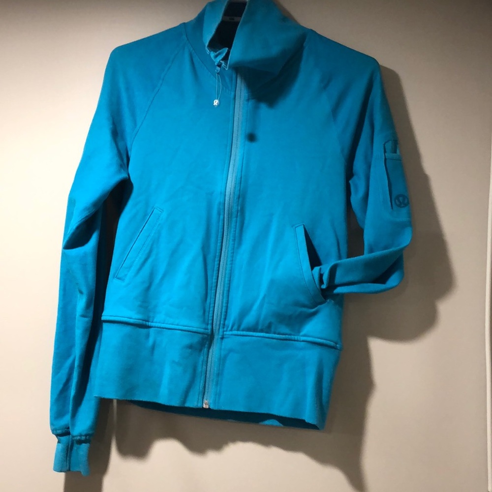Lululemon sweater - Picture 3 of 6